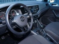 Second-hand VW Polo Comfortline 75 CP (55 kW) 2018 Alb Hatchback