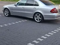 Gebraucht Mercedes E320 Avantgarde 224 PS (164 kW) 2002 Silber Limousine
