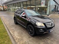 Gebraucht Mercedes ML350 224 PS (164 kW) 2009 Schwarz SUV