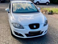 Gebraucht Seat Leon 105 PS (77 kW) 2012 Weiß Limousine