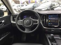 Gebraucht Volvo XC60 Core 197 PS (144 kW) 2023 Schwarz SUV