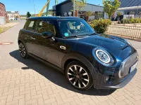 Usata Mini Cooper SE 135 kW (184 CV) 2020 Nero Utilitaria