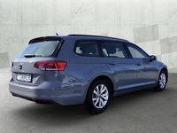 Gebraucht VW Passat Basis 150 PS (110 kW) 2022 Grau Limousine