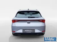 Używany Seat Leon Style 116 KM (85 kW) 2022 Srebrny Kombi