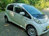 Gebraucht Mitsubishi i-MiEV 49 kW (67 PS) 2014 Weiß Kleinwagen