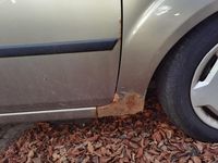 Gebraucht Ford Fiesta 69 PS (50 kW) 2004 Grau Kleinwagen