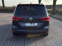 Gebraucht VW Touran 150 PS (110 kW) 2016 Grau Van / Kleinbus