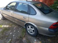 Gebraucht Opel Vectra 116 PS (85 kW) 1996 Grau Limousine