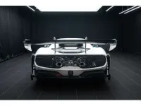 Gebraucht Ferrari 296 700 PS (514 kW) 2024 Bianco avus Coupé