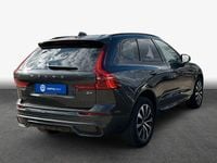 Gebraucht Volvo XC60 Plus 197 PS (144 kW) 2022 Platinum grey metallic SUV