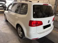 Gebraucht VW Touran Match 105 PS (77 kW) 2012 Weiß Van / Kleinbus