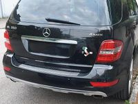 Gebraucht Mercedes ML350 231 PS (169 kW) 2011 Schwarz SUV