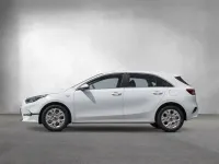Gebraucht Kia Ceed Vision 101 PS (74 kW) 2025 Wd casa white s Kleinwagen