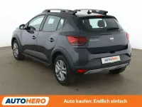Gebraucht Dacia Sandero Comfort 91 PS (66 kW) 2022 Grau Kleinwagen