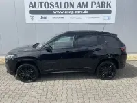 Gebraucht Jeep Compass 241 PS (177 kW) 2022 Solid black SUV