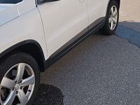 Gebraucht VW Tiguan Track & Field 140 PS (102 kW) 2010 Weiß SUV