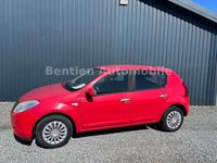 Gebraucht Dacia Sandero Lauréate 75 PS (55 kW) 2009 Rot Limousine