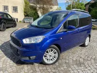 Gebraucht Ford Tourneo Courier Titanium 101 PS (74 kW) 2017 Indicblau metallic Van / Kleinbus