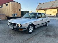 Gebraucht BMW 524 115 PS (84 kW) 1985 Silber Limousine