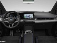 Gebraucht BMW 220 Active Tourer M Sport 156 PS (114 kW) 2022 Schwarz Van / Kleinbus