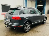Gebraucht VW Touareg 262 PS (192 kW) 2016 Grau SUV