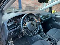 Gebraucht VW Touran Sound 150 PS (110 kW) 2017 Deep black perleffekt Van / Kleinbus