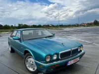 Gebraucht Jaguar XJ6 211 PS (155 kW) 1995 Blau Limousine