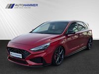 Gebraucht Hyundai i30 Comfort 280 PS (205 kW) 2022 Rot Limousine