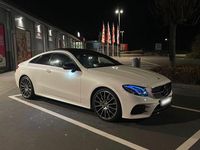 Gebraucht Mercedes E200 AMG line 184 PS (135 kW) 2017 Weiß Coupé