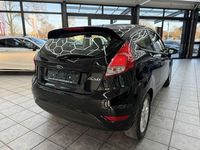 Gebraucht Ford Fiesta Celebration 80 PS (58 kW) 2017 Schwarz Kleinwagen