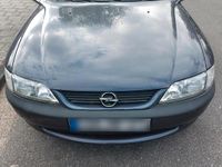 Usata Opel Vectra 1996 Viola Berlina