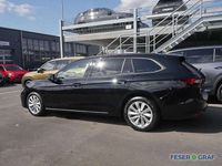 Gebraucht Skoda Superb Selection 150 PS (110 kW) 2024 Onyxschwarz metallic Kombi