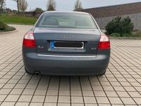 gebraucht Audi A4 2.0 2004 EZ abzugeben