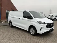 Gebraucht Ford Transit Custom 136 PS (100 kW) 2024 Frostweiß Limousine