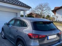 Gebraucht Mercedes GLA220 Progressive 190 PS (139 kW) 2022 Grau SUV