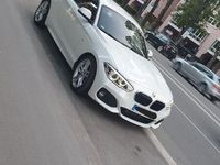 gebraucht BMW 120 d 5-Türer Sportpaket HiFi DAB Var. Lenkung EU