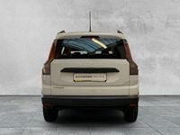 Neu Dacia Jogger Essentiel 110 PS (80 kW) 2026 Weiß Van / Kleinbus