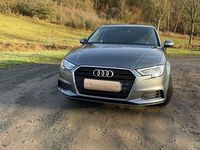 Gebraucht Audi A3 150 PS (110 kW) 2018 Grau Limousine