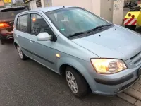 Second-hand Hyundai Getz 63 CP (46 kW) 2004 Albastru Hatchback
