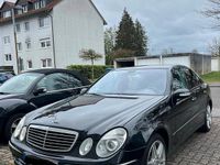 Gebraucht Mercedes E320 204 PS (150 kW) 2005 Schwarz Limousine