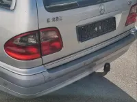 Usata Mercedes E220 150 CV (110 kW) 2002 Argento Station wagon