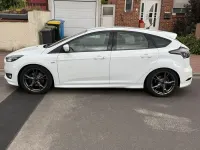 Gebraucht Ford Focus ST-Line 150 PS (110 kW) 2016 Weiß Limousine