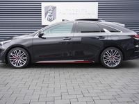 Gebraucht Kia ProCeed GT GT 204 PS (150 kW) 2022 Experience green metallic Kleinwagen