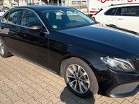 Gebraucht Mercedes E220 Avantgarde 194 PS (142 kW) 2018 Schwarz Limousine