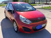 Gebraucht Kia Rio Attract 86 PS (63 kW) 2012 Rot Limousine