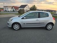 Gebraucht Renault Clio III 88 PS (64 kW) 2006 Silber Kleinwagen