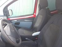 Gebraucht Peugeot Partner Tepee 75 PS (55 kW) 2010 Rot Van / Kleinbus