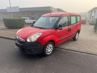 Gebraucht Opel Combo Selection 95 PS (69 kW) 2013 Rot Van / Kleinbus