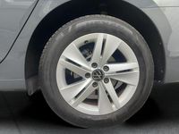 Gebraucht VW Golf VIII 2023 Grau Limousine