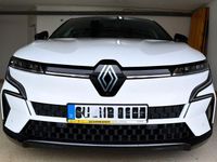Gebraucht Renault Megane E-Tech Iconic 160 kW (218 PS) 2022 Weiß Limousine